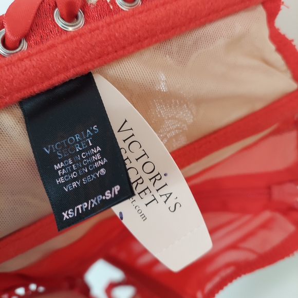 Victorias Secret valentine red corset garter belt - Picture 12 of 12